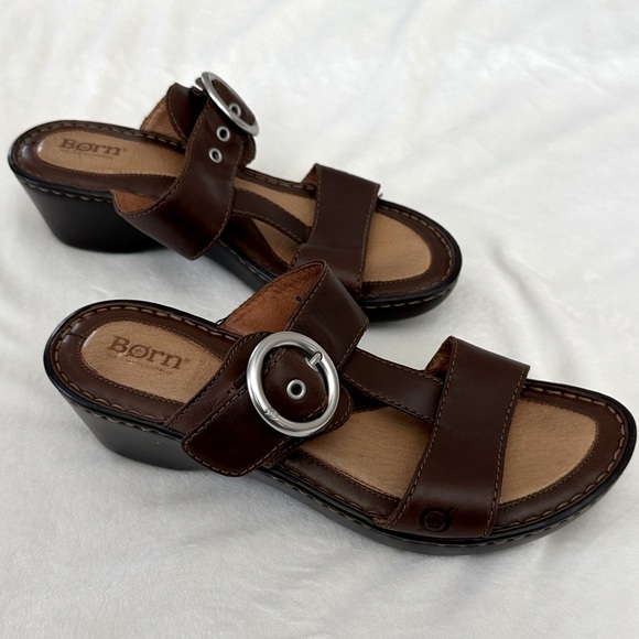 Børn Farina Brown Leather Buckle Strap Wedge Sandals Women’s Size 9 - Picture 1 of 11
